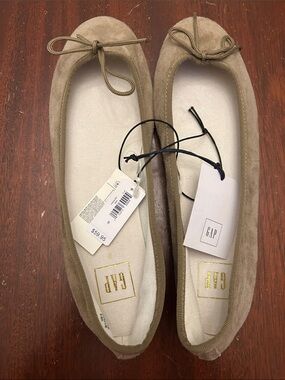 GAP Taupe Suede Bow Ballet Flats Size 9 New